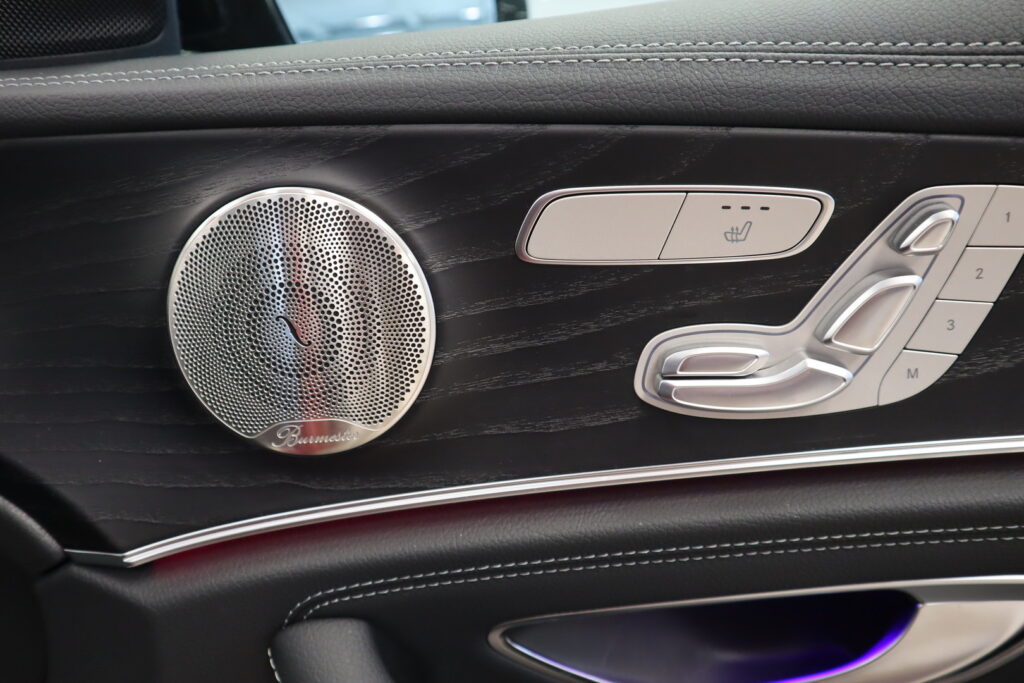 Mercedes-Benz E, image 11