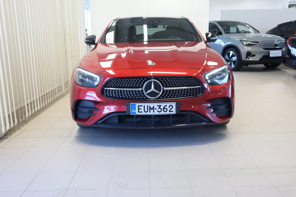 Mercedes-Benz E, image 2