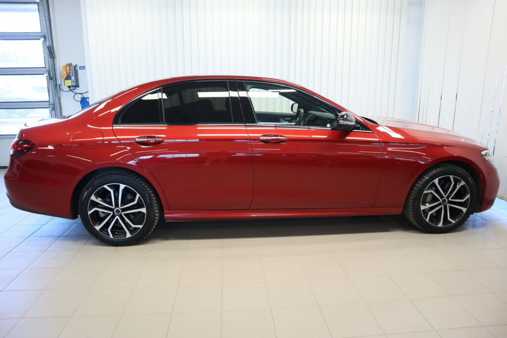 Mercedes-Benz E, image 7