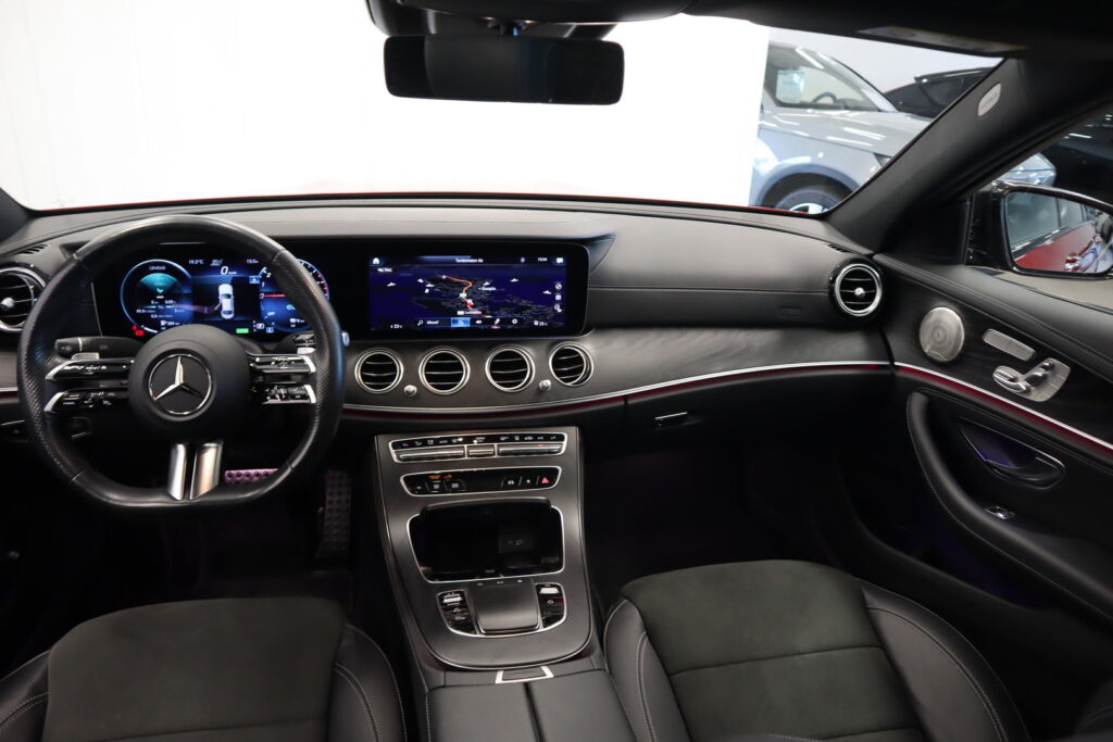 Mercedes-Benz E, image 8