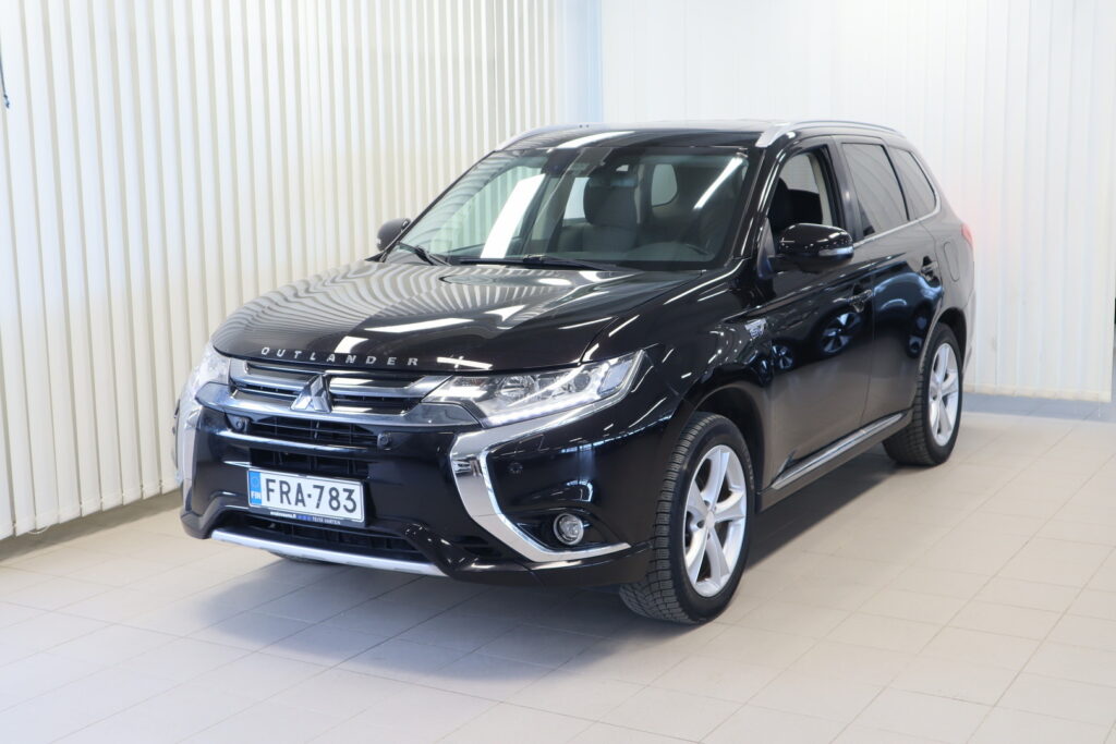 Mitsubishi Outlander PHEV, image 1