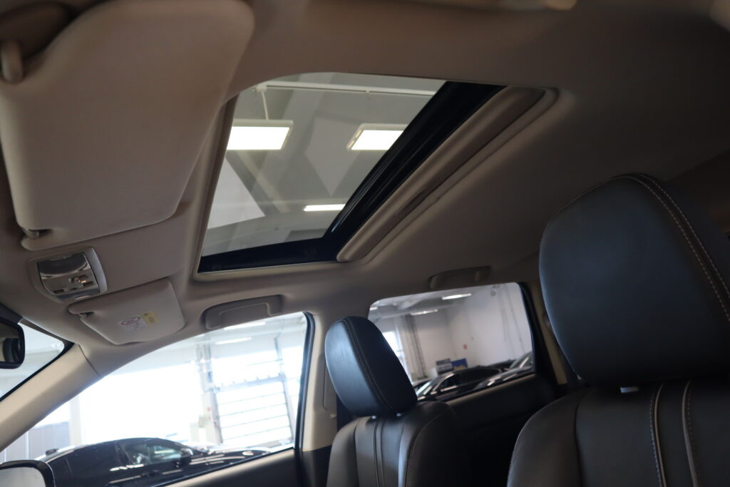 Mitsubishi Outlander PHEV, image 18