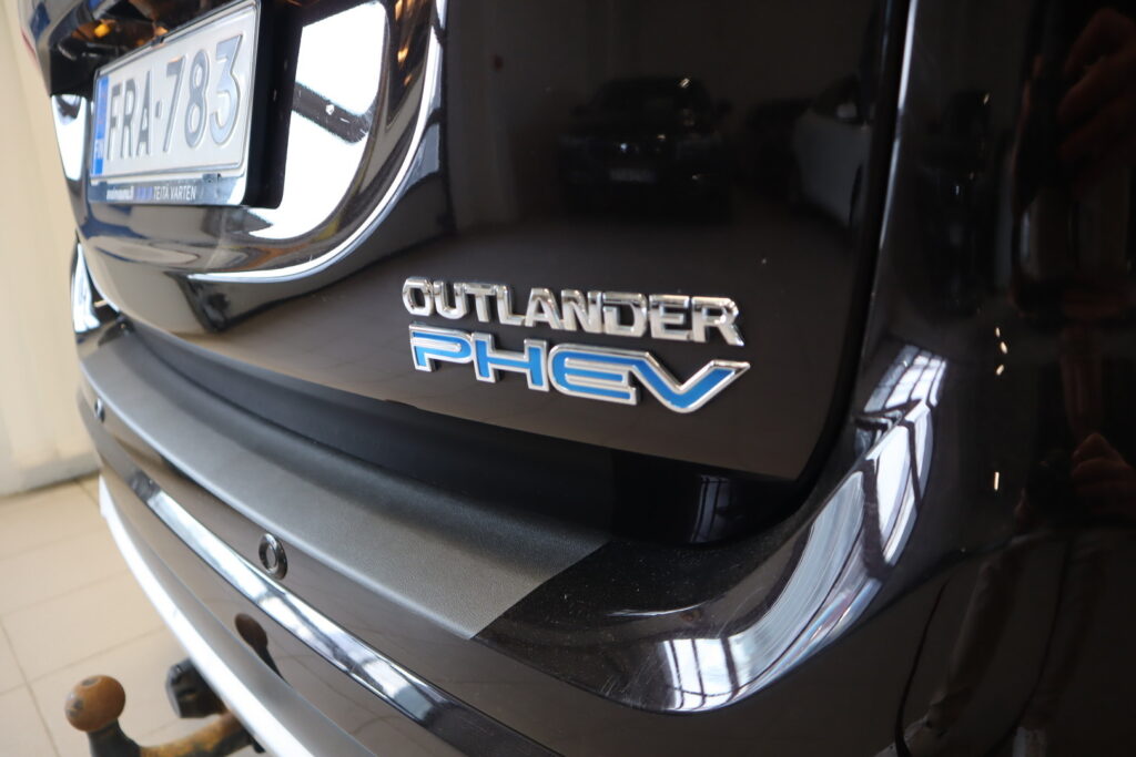 Mitsubishi Outlander PHEV, image 20