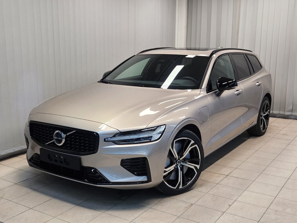 Volvo V60, image 2