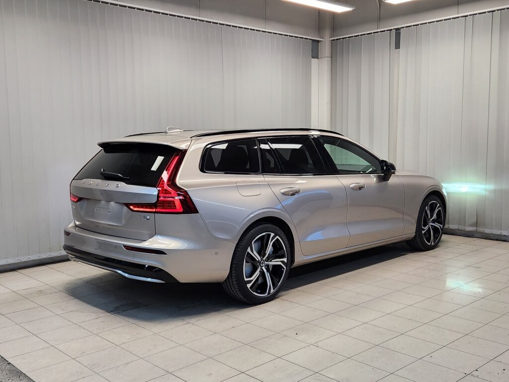 Volvo V60, image 5