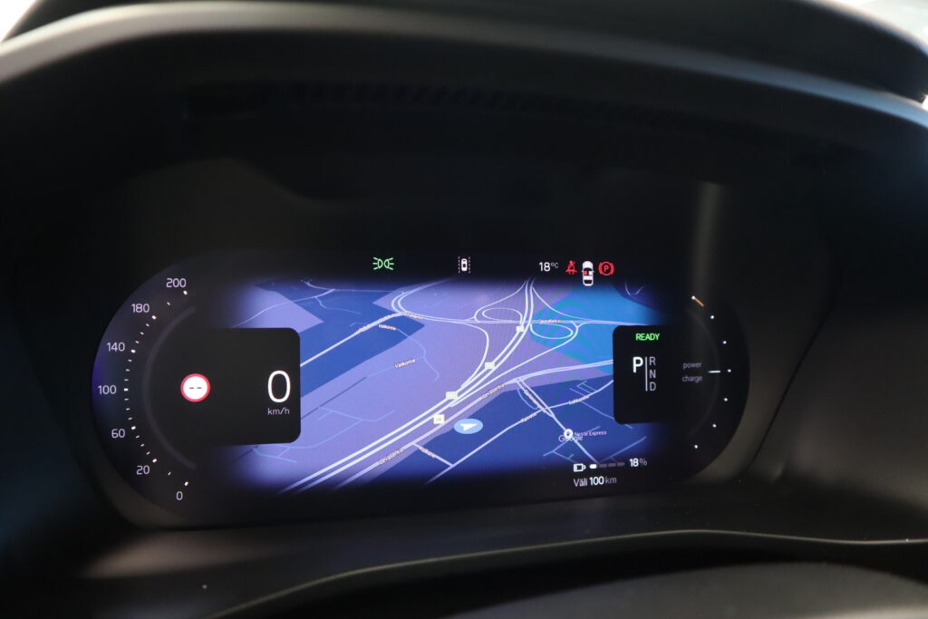 Volvo EX40, image 17