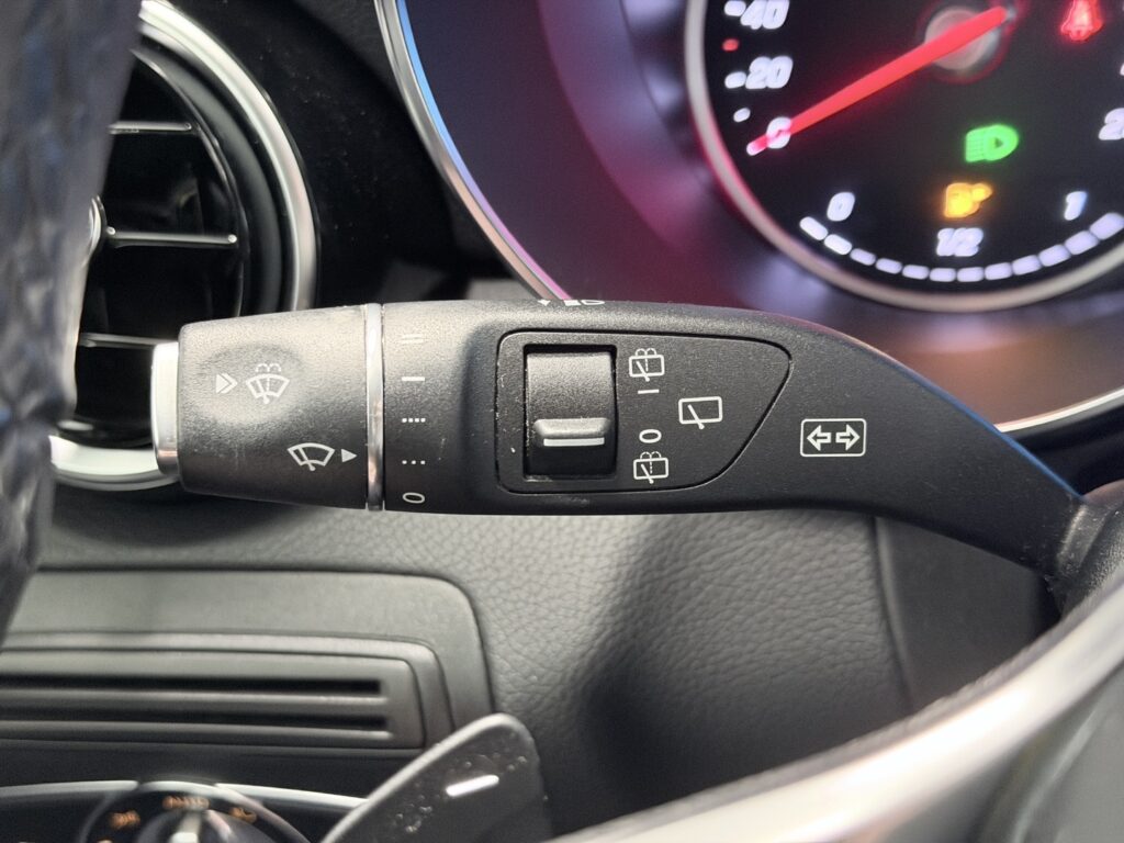 Mercedes-Benz GLC, image 15