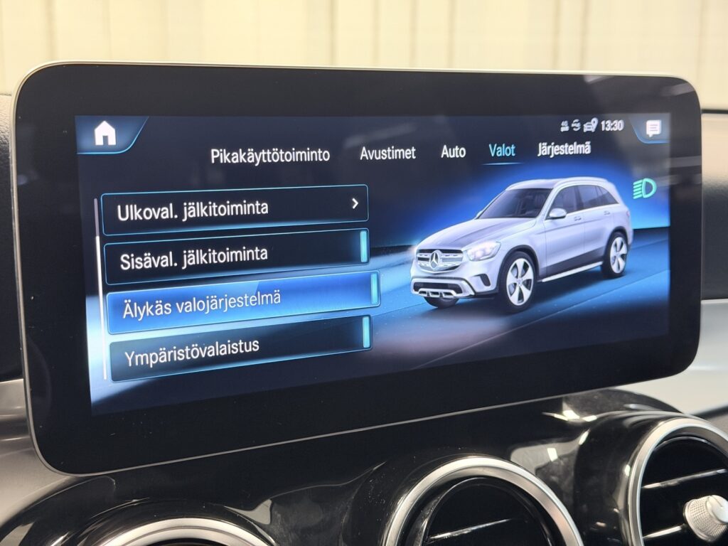 Mercedes-Benz GLC, image 23