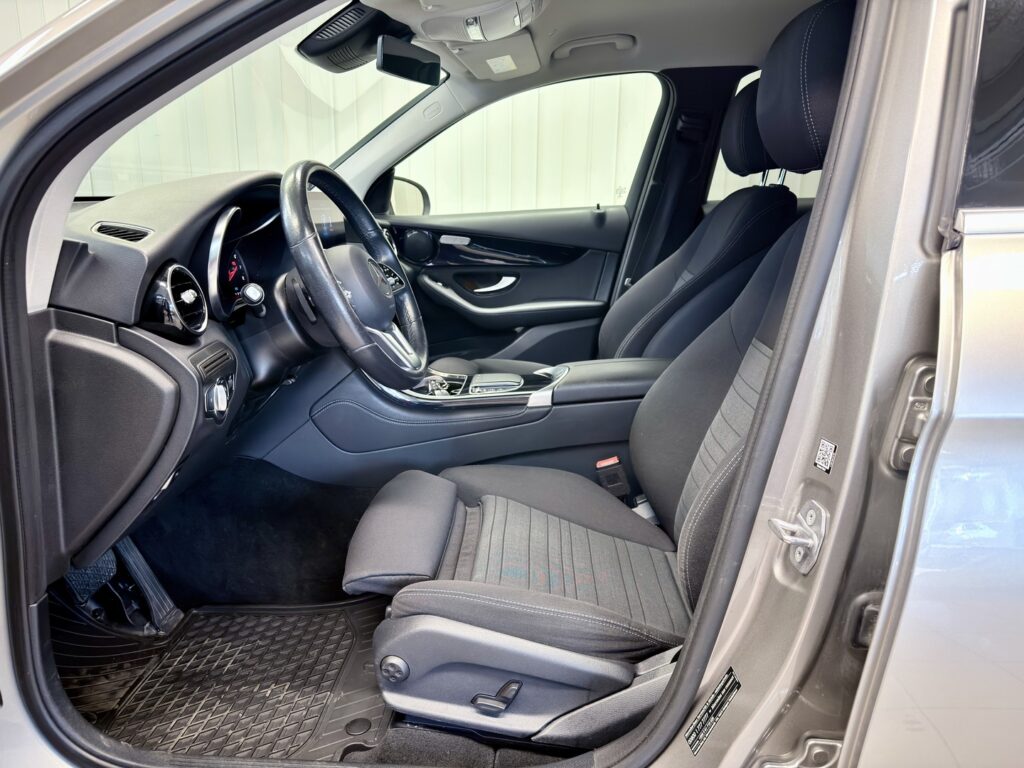 Mercedes-Benz GLC, image 6