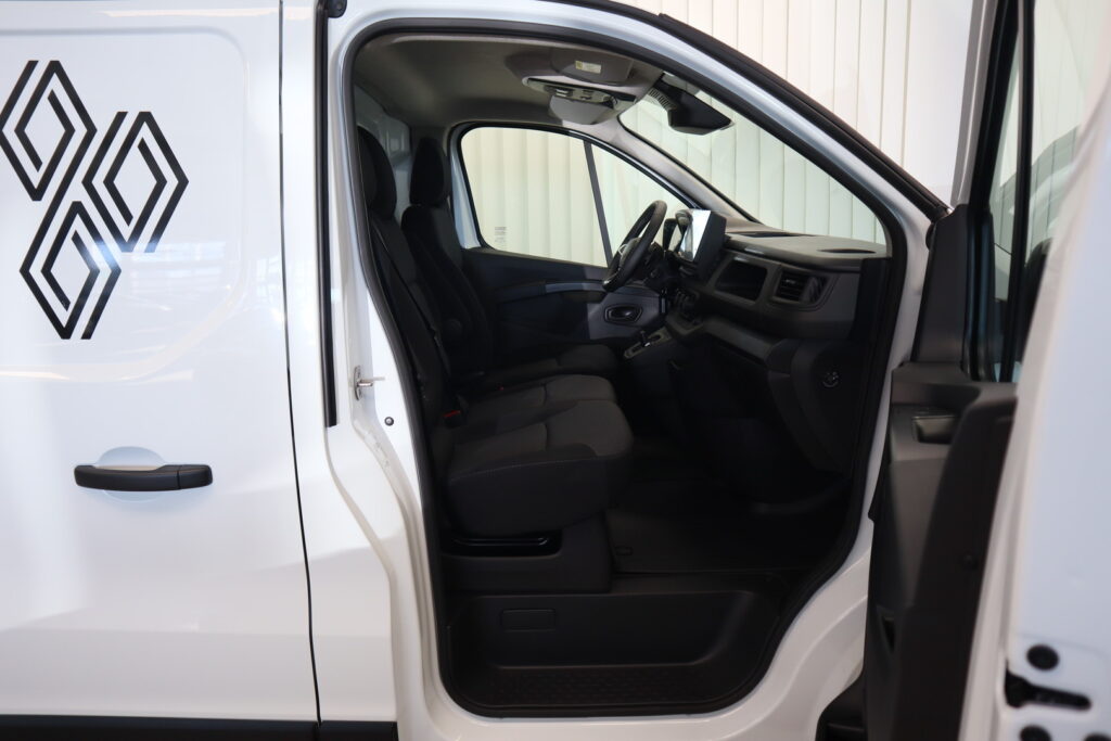 Renault Trafic, image 12