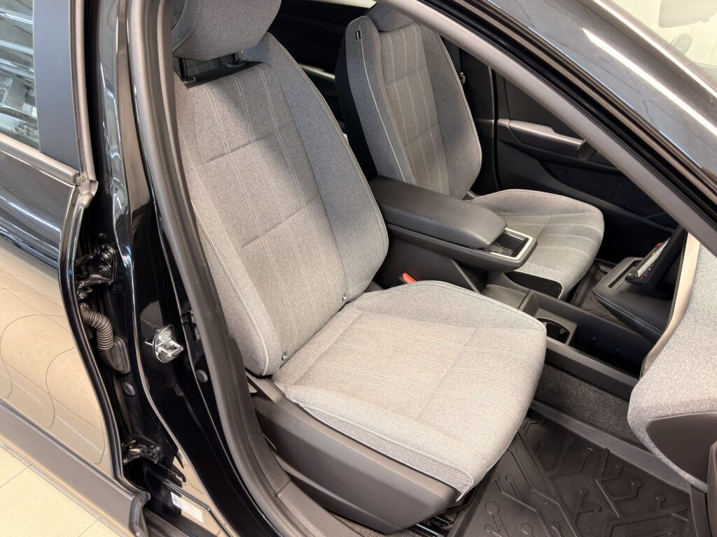 Renault Megane, image 12