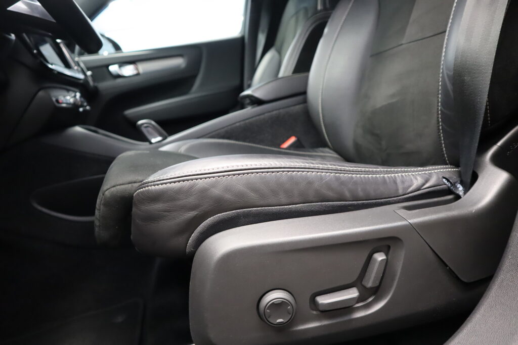 Volvo XC40, image 10