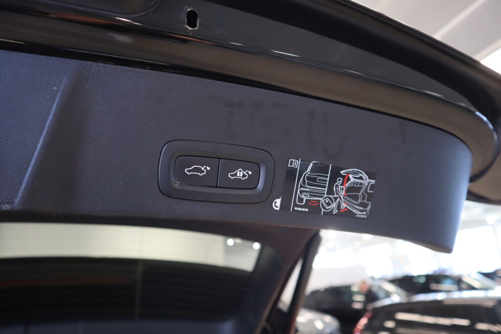 Volvo XC40, image 16