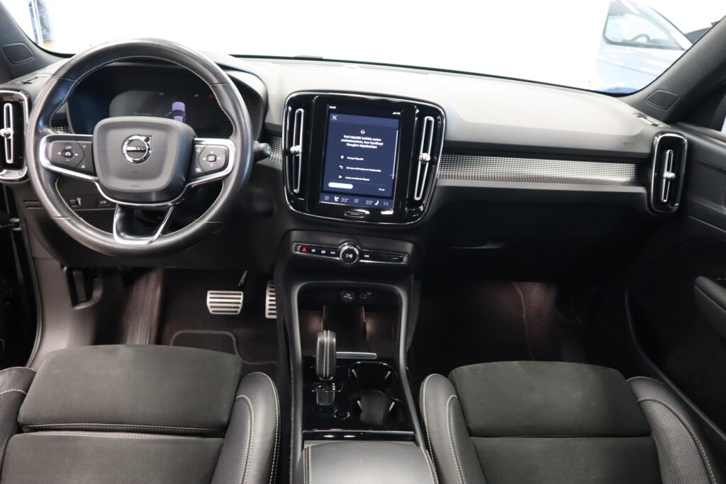 Volvo XC40, image 7