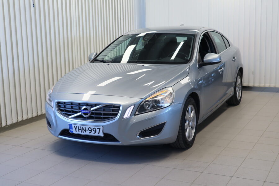 Volvo S60, image 1
