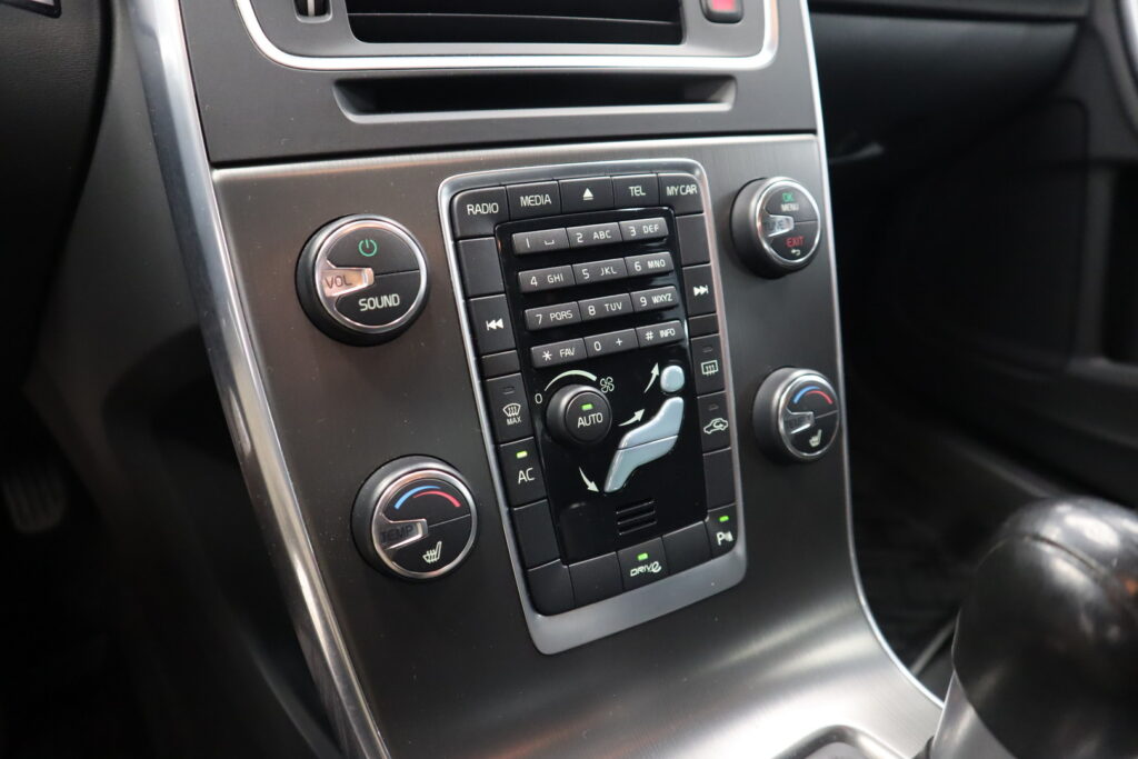 Volvo S60, image 15
