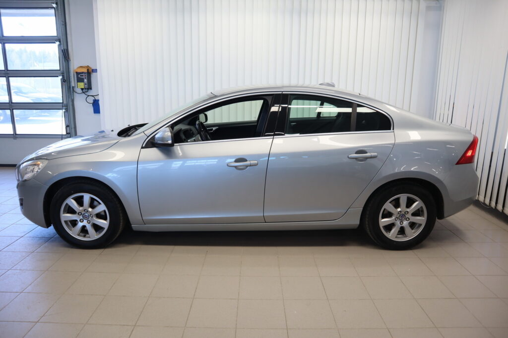 Volvo S60, image 4