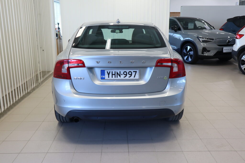 Volvo S60, image 6
