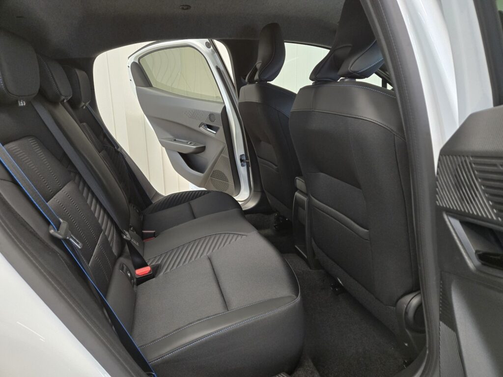 Renault Clio, image 9