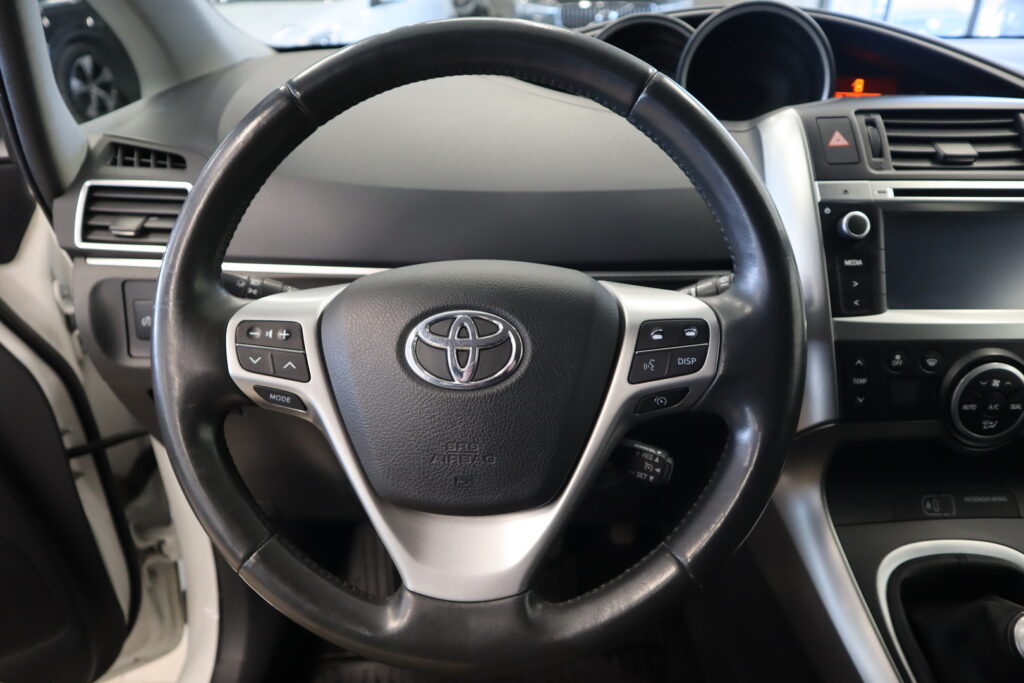 Toyota Verso, image 11