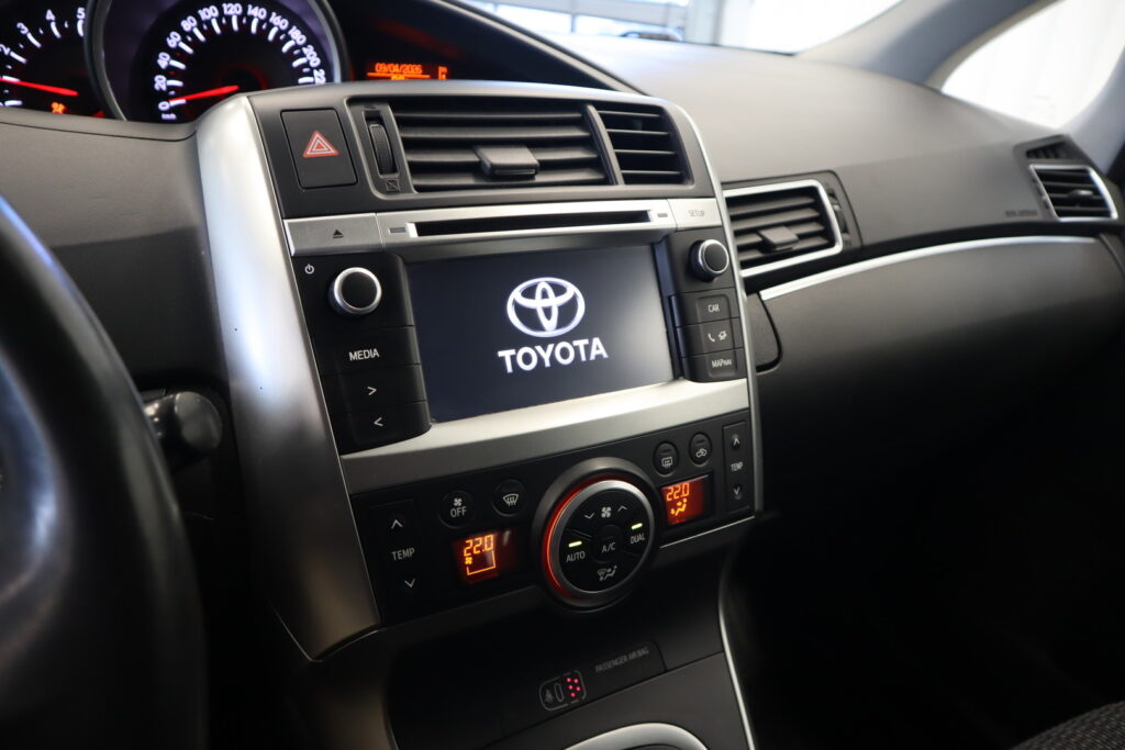 Toyota Verso, image 12