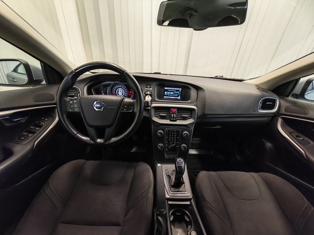 Volvo V40, image 6