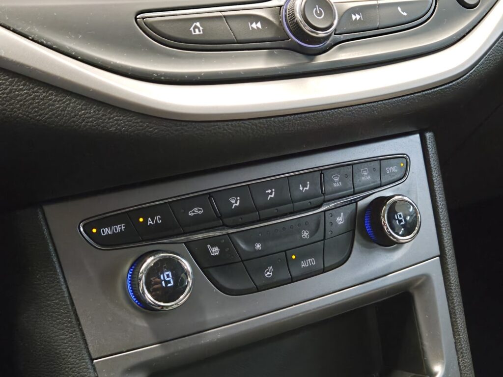 Opel Astra, image 15