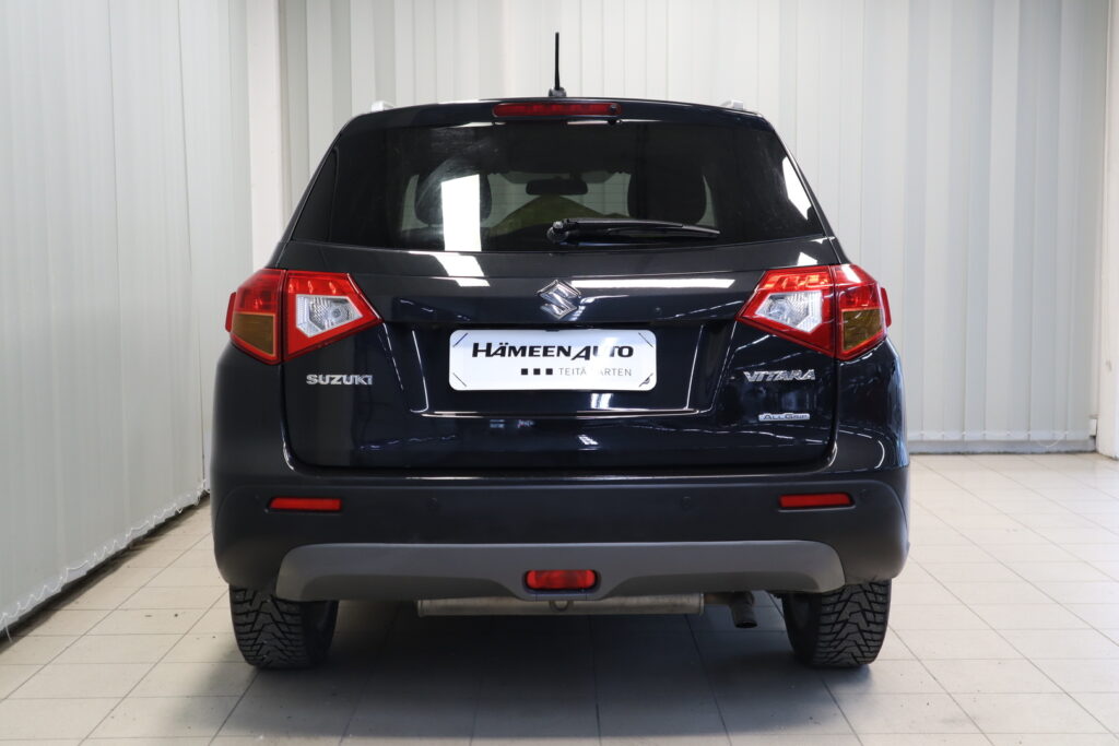 Suzuki Vitara, image 8