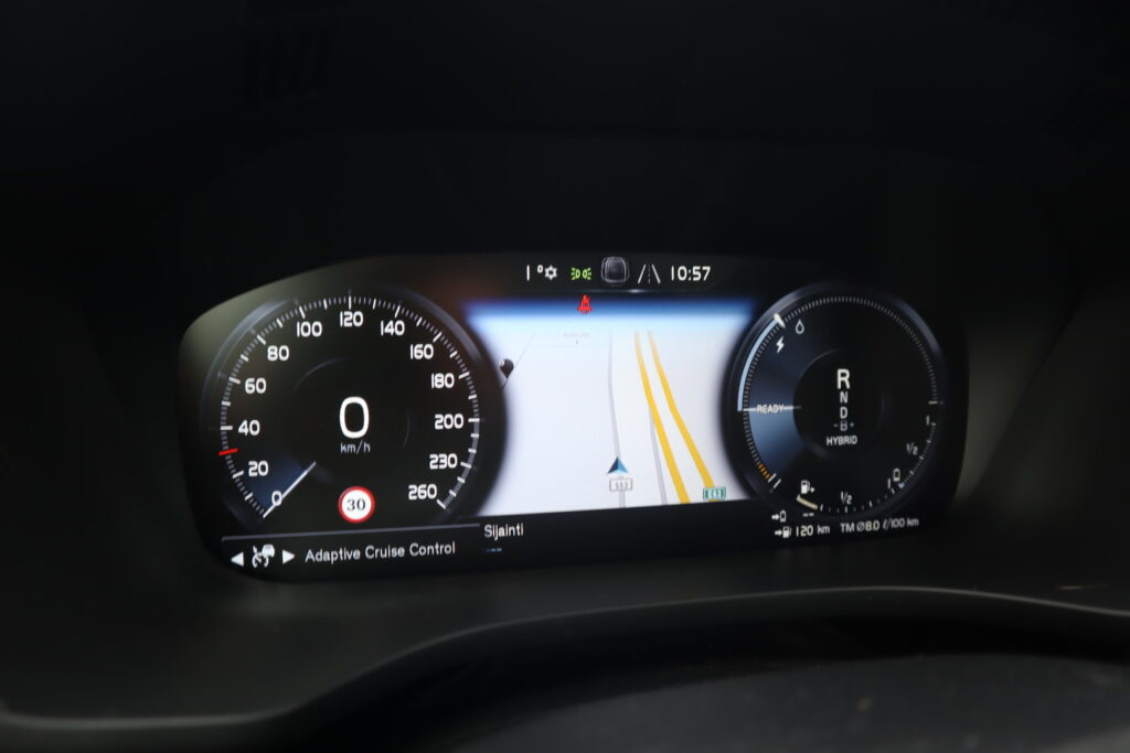 Volvo XC60, image 12