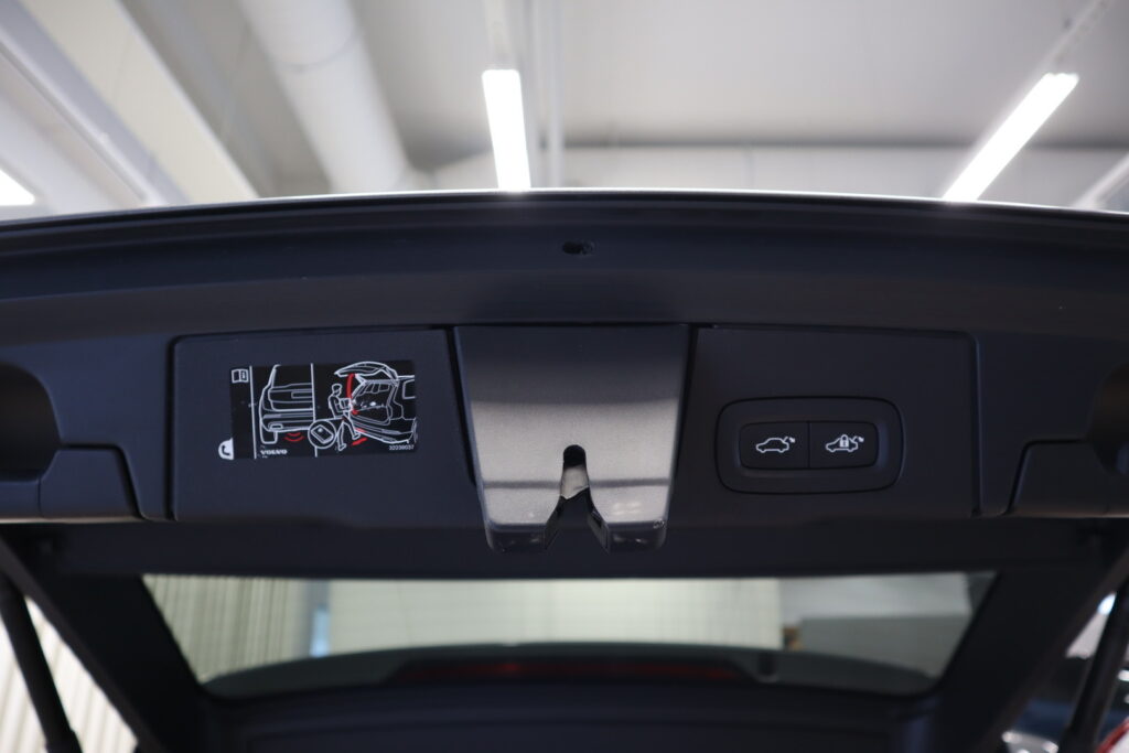 Volvo XC60, image 27