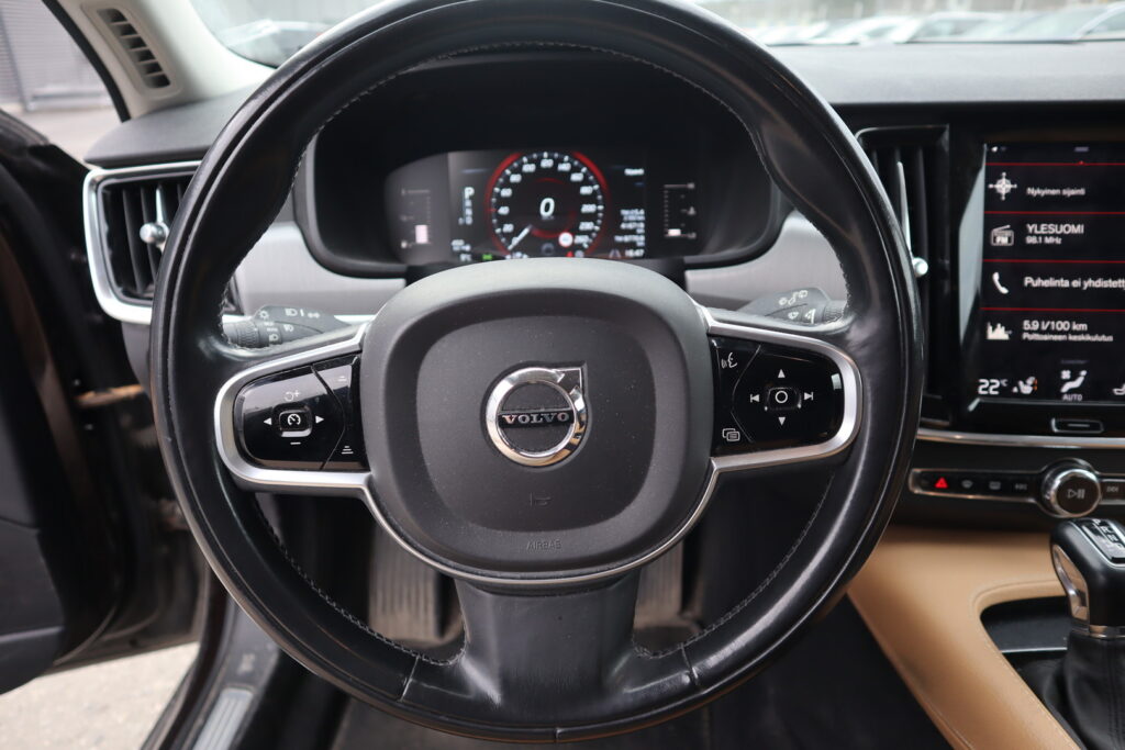 Volvo V90, image 6