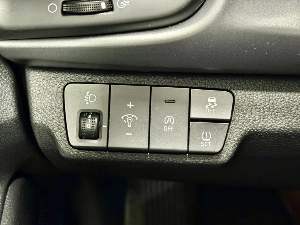 Kia Rio, image 22
