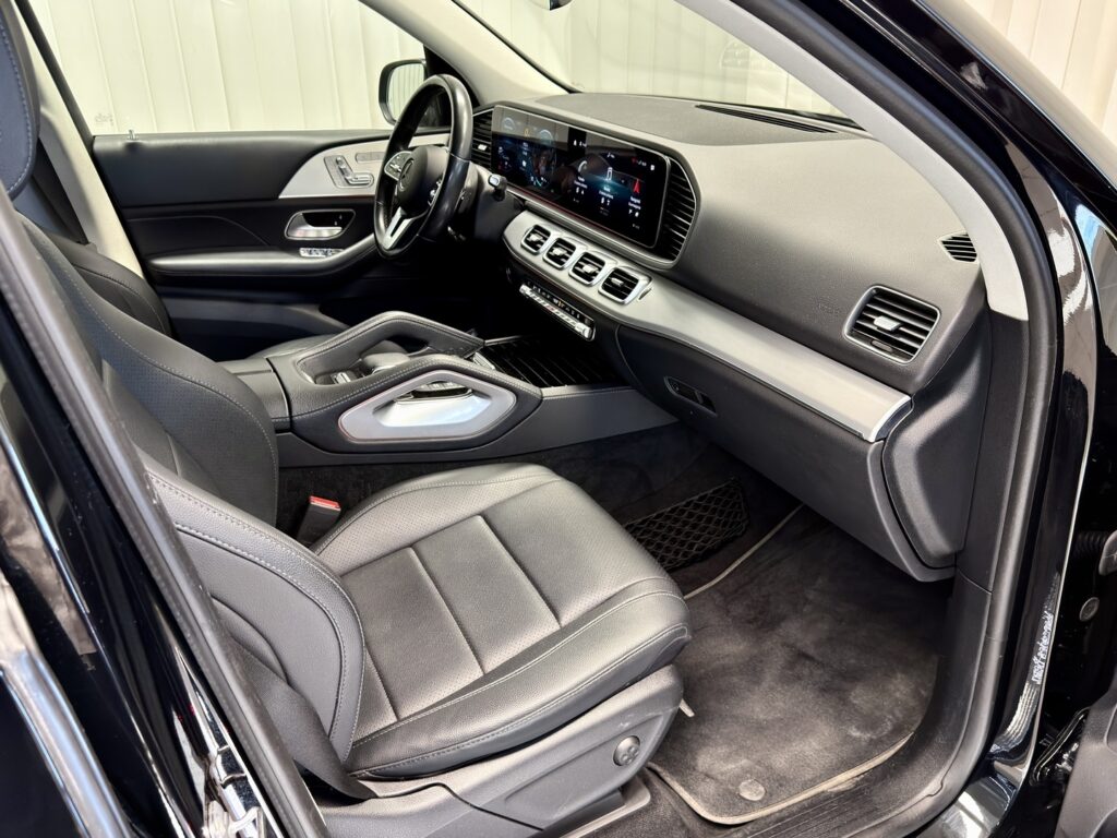 Mercedes-Benz GLE, image 10