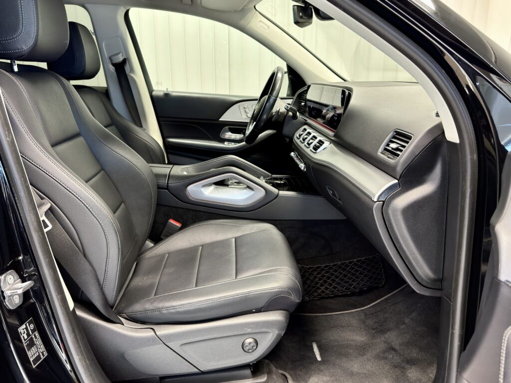 Mercedes-Benz GLE, image 11