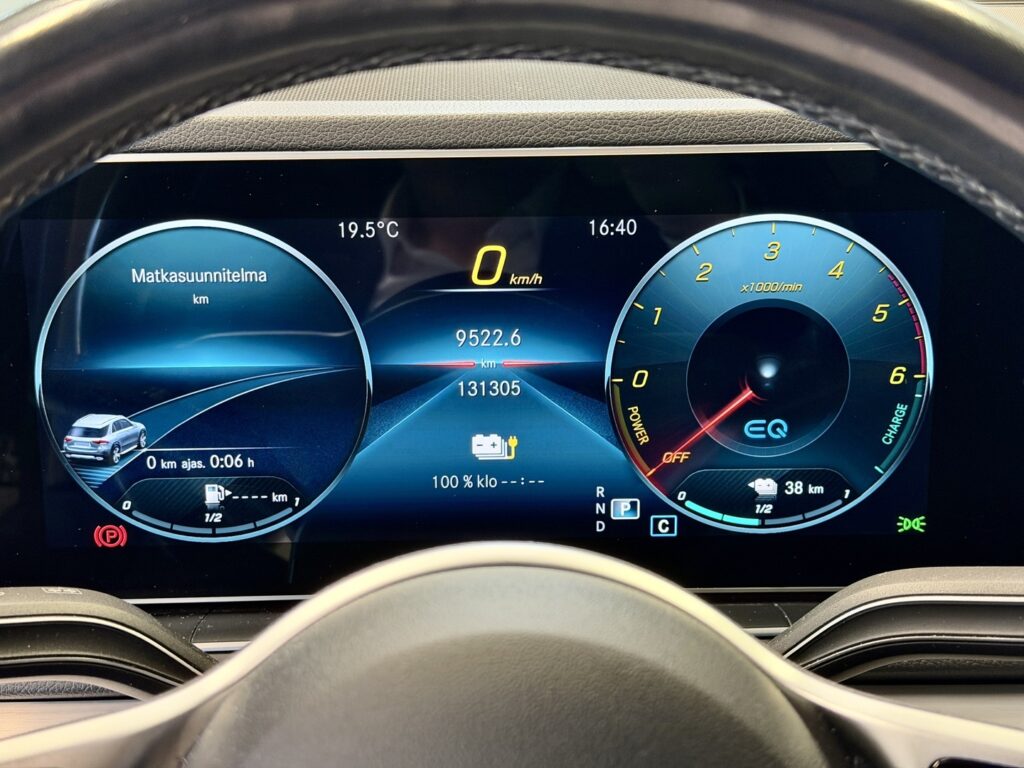Mercedes-Benz GLE, image 14