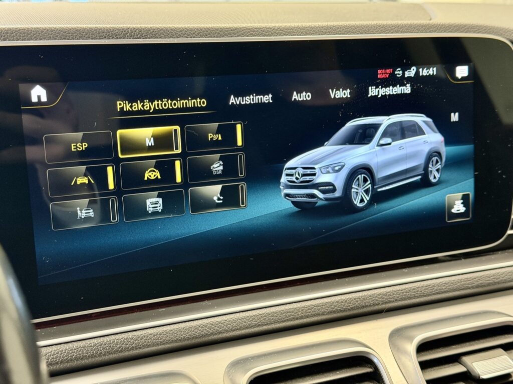 Mercedes-Benz GLE, image 16