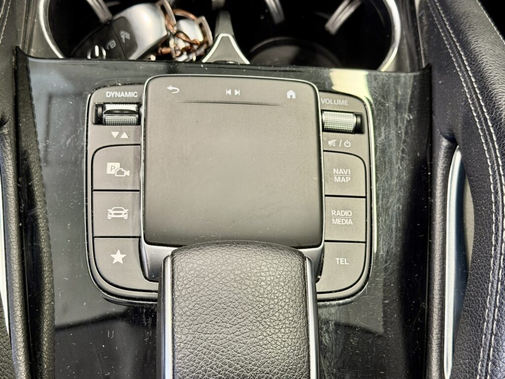 Mercedes-Benz GLE, image 25