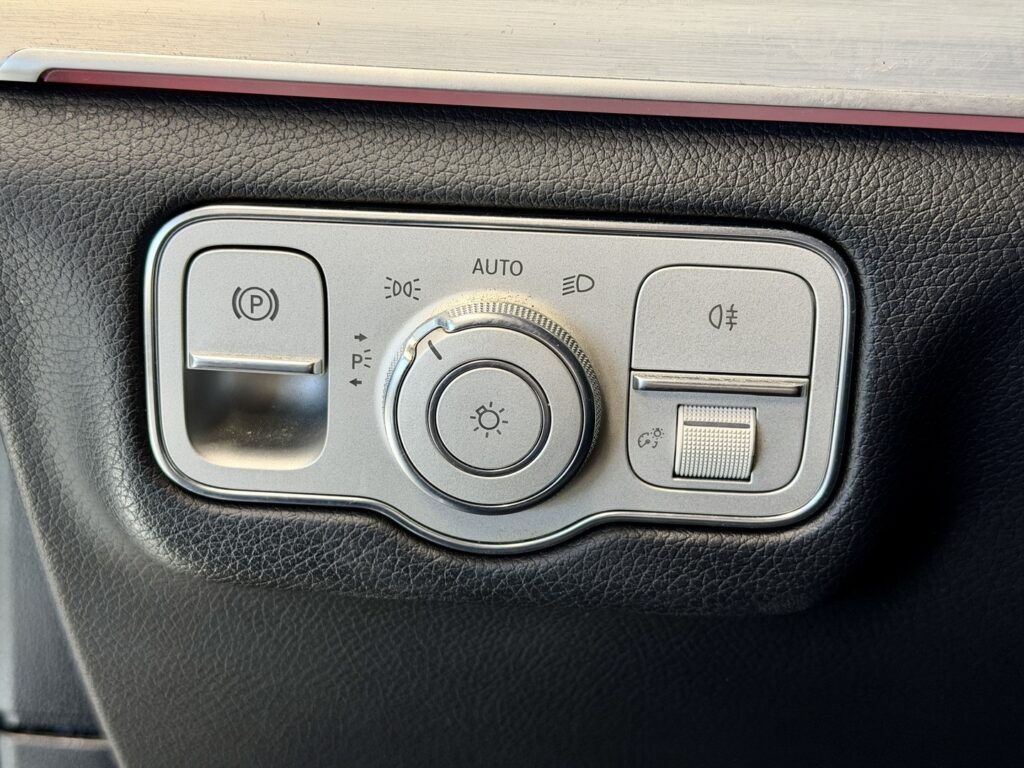 Mercedes-Benz GLE, image 29