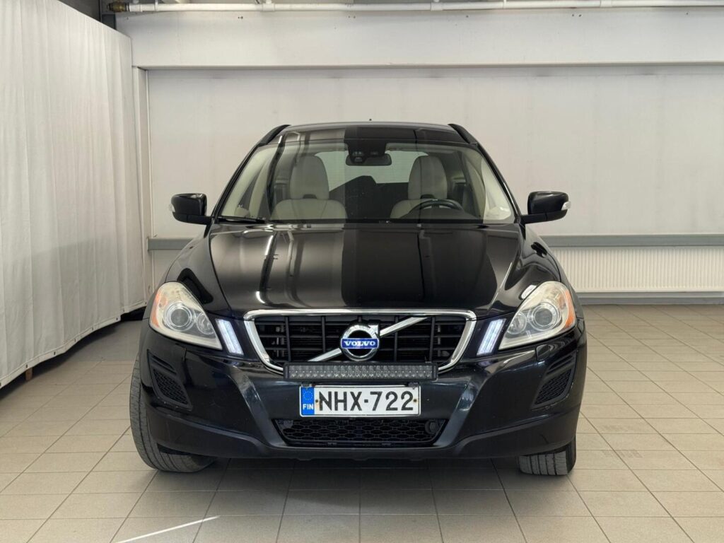 Volvo XC60, image 2