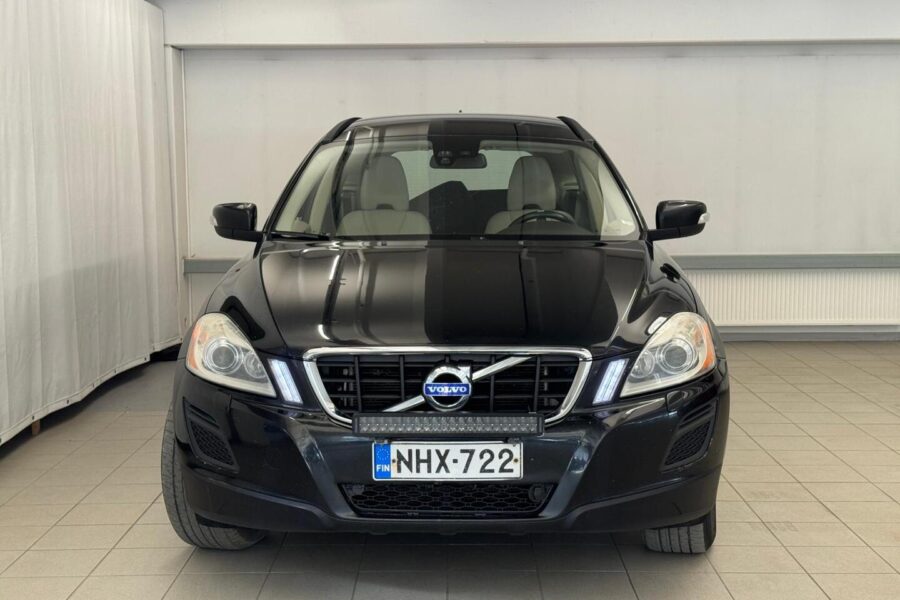 Volvo XC60, image 2