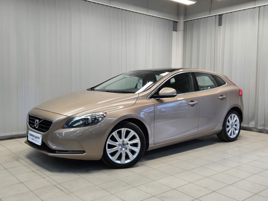 Volvo V40, image 2