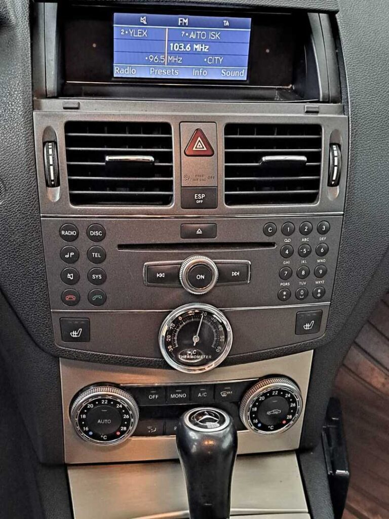 Mercedes-Benz C, image 12