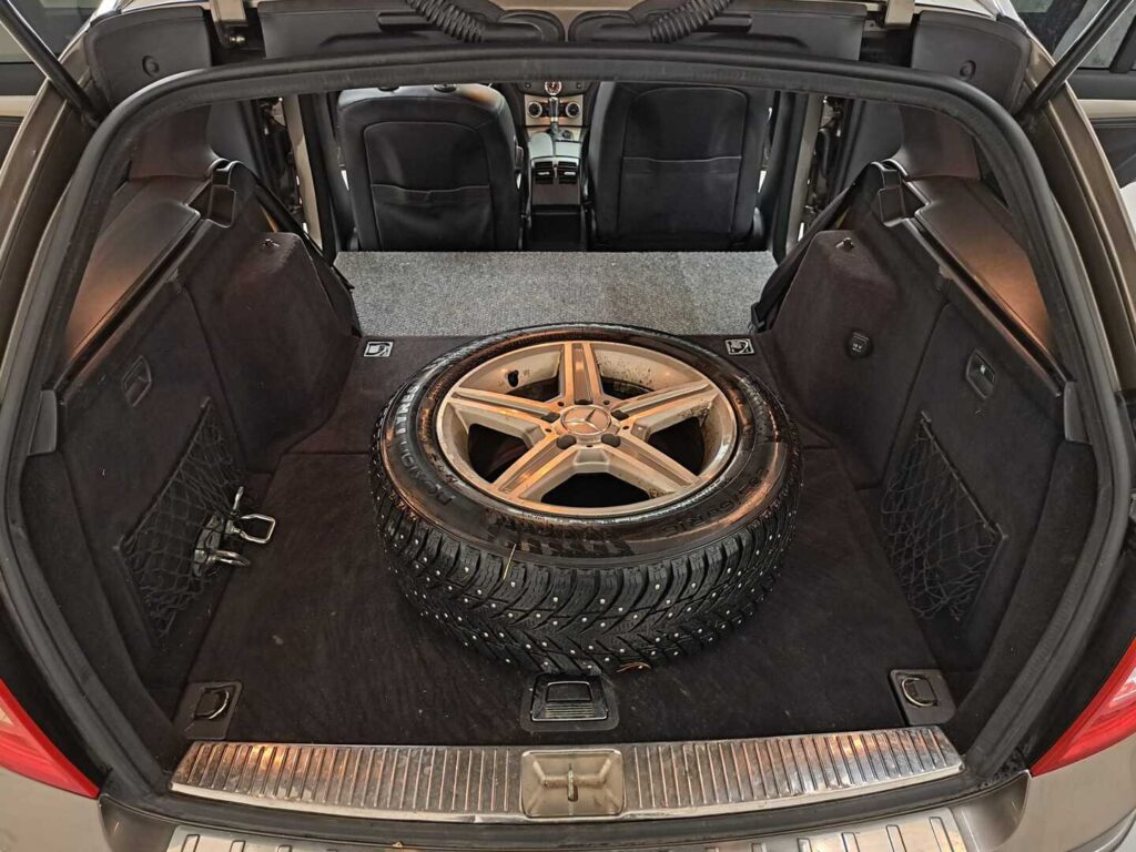 Mercedes-Benz C, image 17