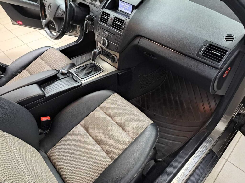 Mercedes-Benz C, image 9
