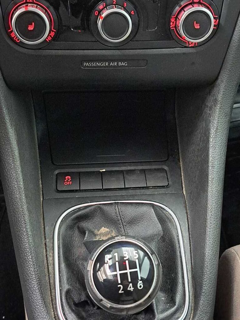 VOLKSWAGEN GOLF, image 11