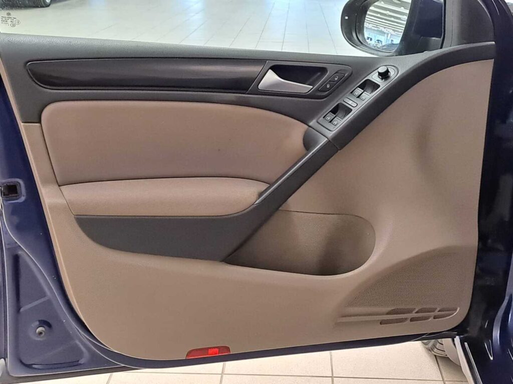 VOLKSWAGEN GOLF, image 20