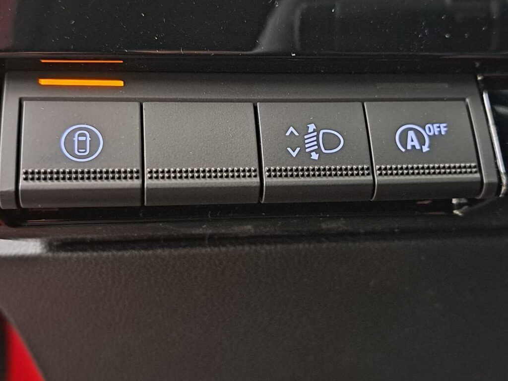 Renault Clio, image 18