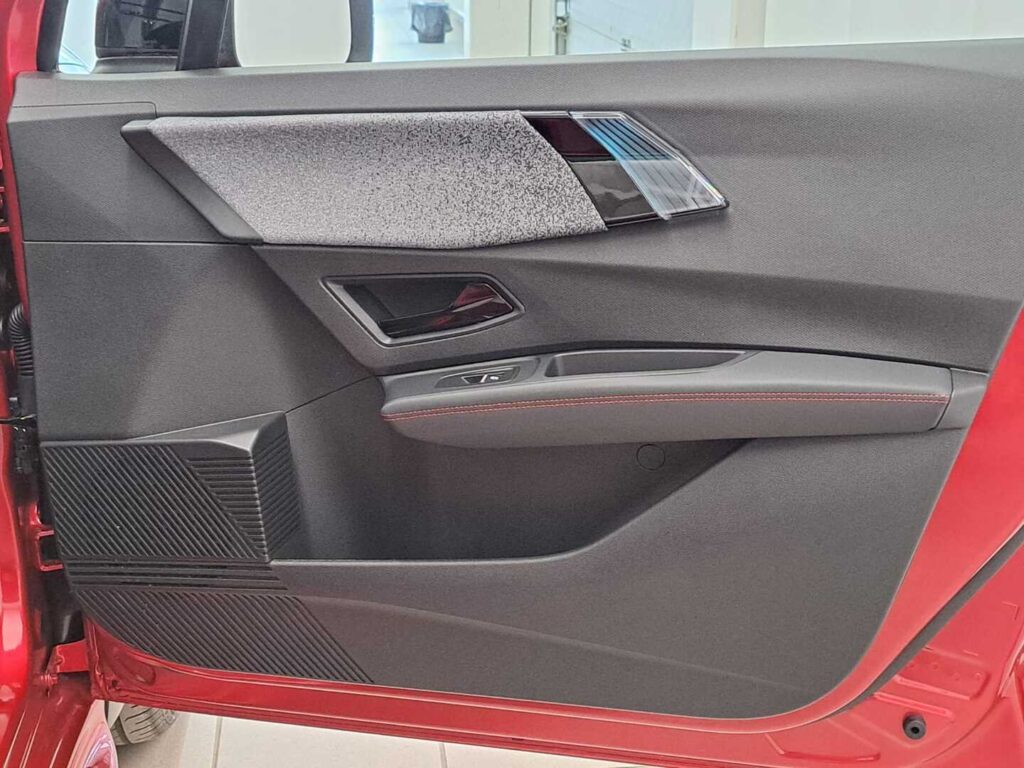 Renault Clio, image 24