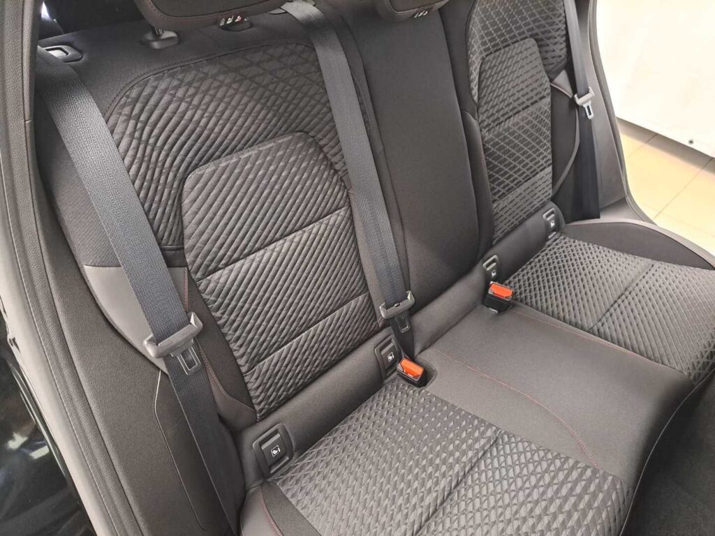 RENAULT CLIO, image 11