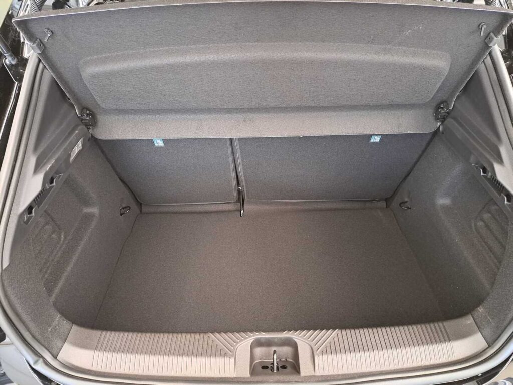 RENAULT CLIO, image 13